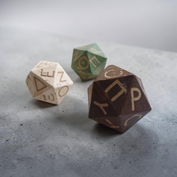 Ancient Greek Icosahedron Die – The Met Museum Replica