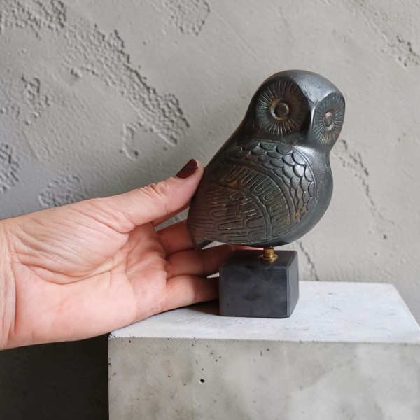 Athenian Owl of Athena – Bronze Patina Ceramic Statue (14 cm / 5.5 in) Athenian Owl of Athena – Bronze Patina Ceramic Statue (14 cm / 5.5 in)