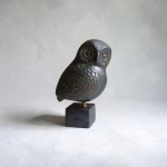 Athenian Owl of Athena – Bronze Patina Ceramic Statue (14 cm / 5.5 in) Athenian Owl of Athena – Bronze Patina Ceramic Statue (14 cm / 5.5 in)