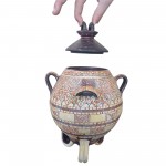 Minoan vase with lid
