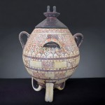 Minoan vase with lid